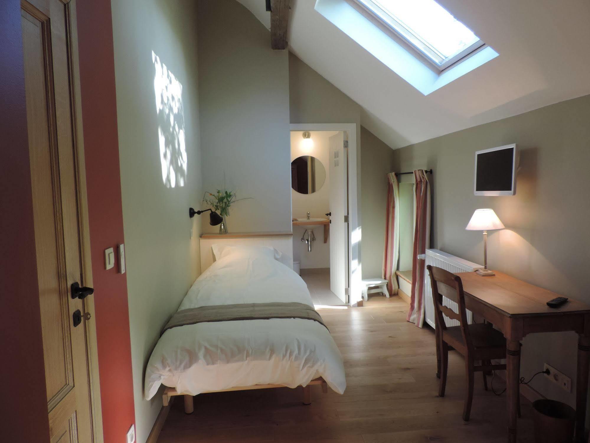 B&B Le Valangre Chaumont-Gistoux Exteriör bild